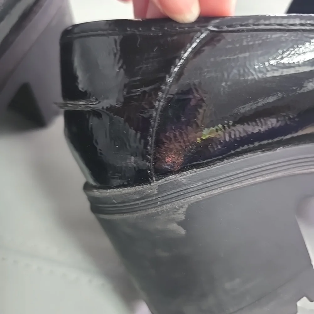 Seychelles Womens Black Patent‎ Leather With Chunky Lug Sole Loafers Size 8.5